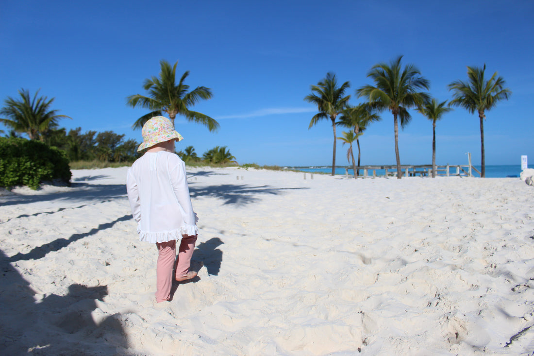 How to Protect Your Children from the Sun While Traveling