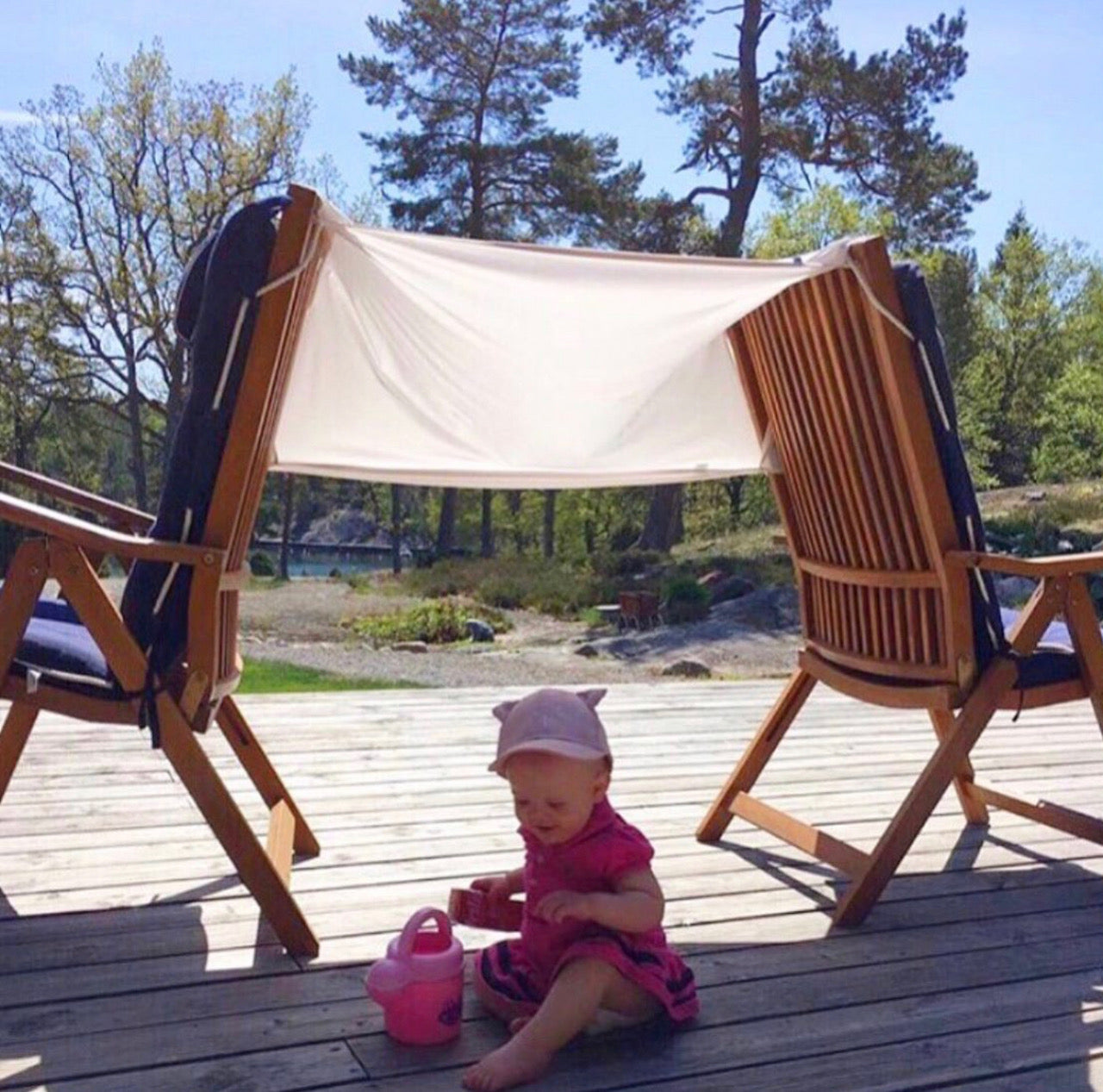 The Original Multi-use UV Blanket Blue