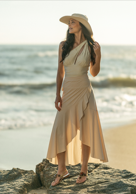 Beach to City: How to Style Resortwear for Everyday Life